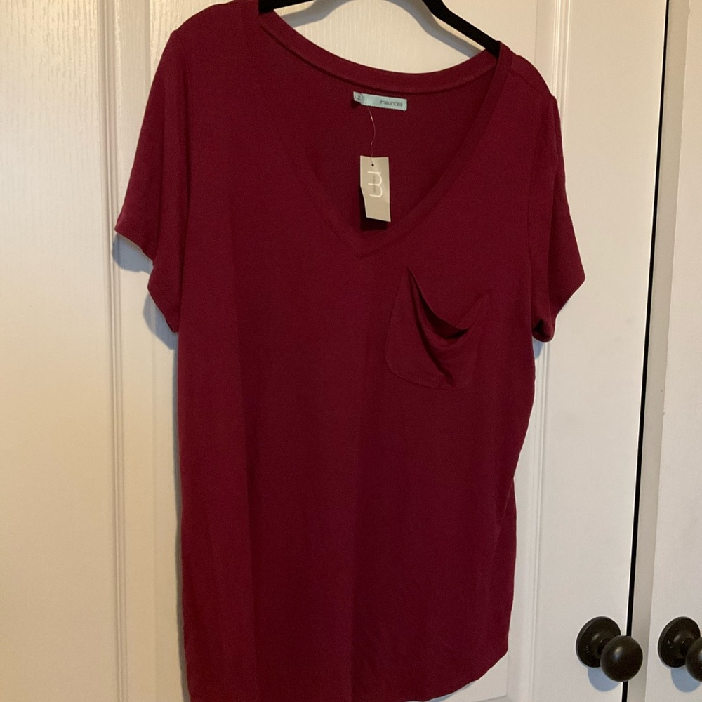 Maurices Burgundy V-Neck Short Sleeve Tee